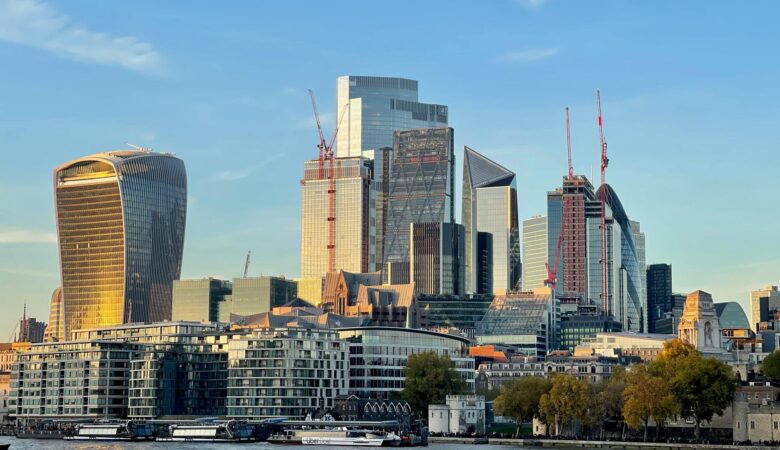 Property Solicitors: Essential Legal Support for Homebuyers and Sellers